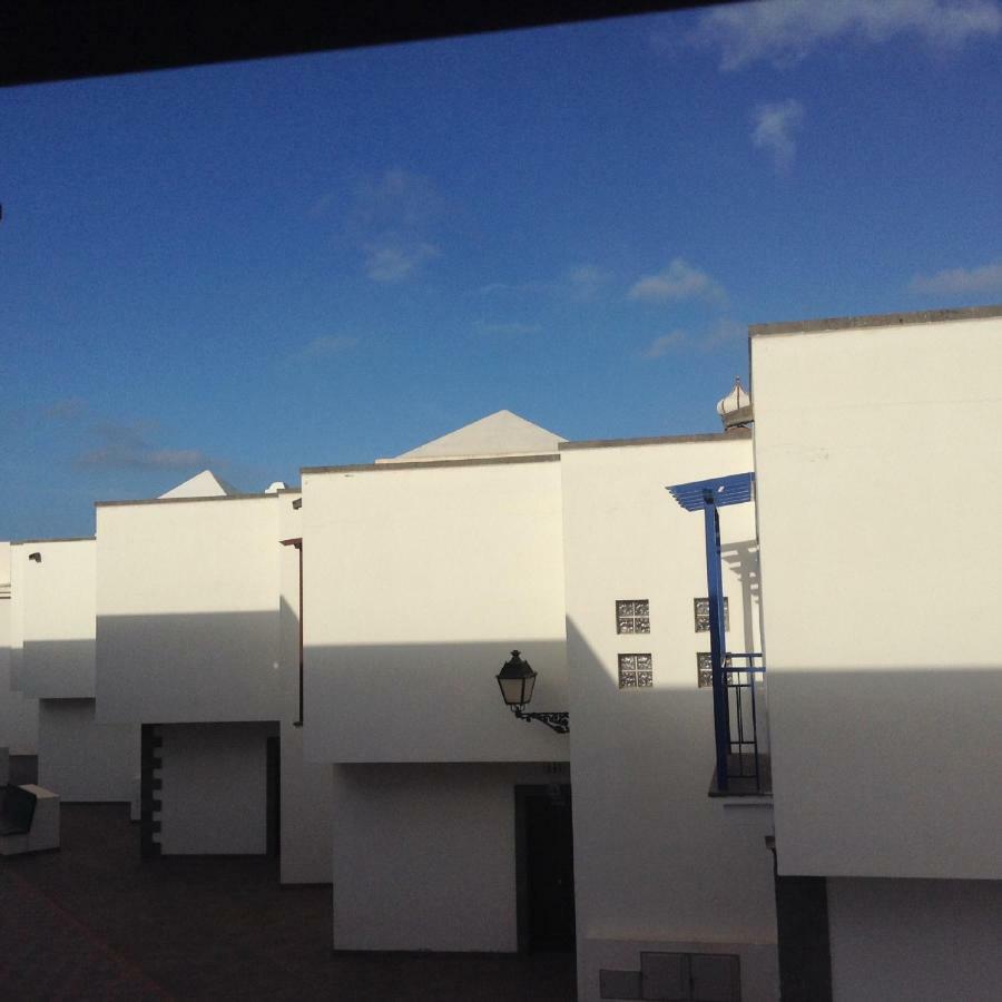 Villaantonia Private Huge Heated Pool And Super Fast Wifi Playa Blanca  Exterior photo